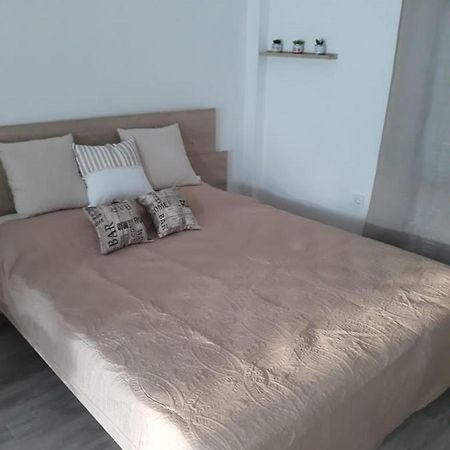 Fully Renovated Small & Cosy Studio Atény Exteriér fotografie